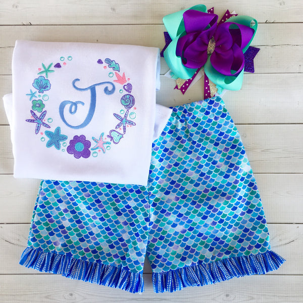 Mermaid Wishes - Ocean Frame Traditional Short Set