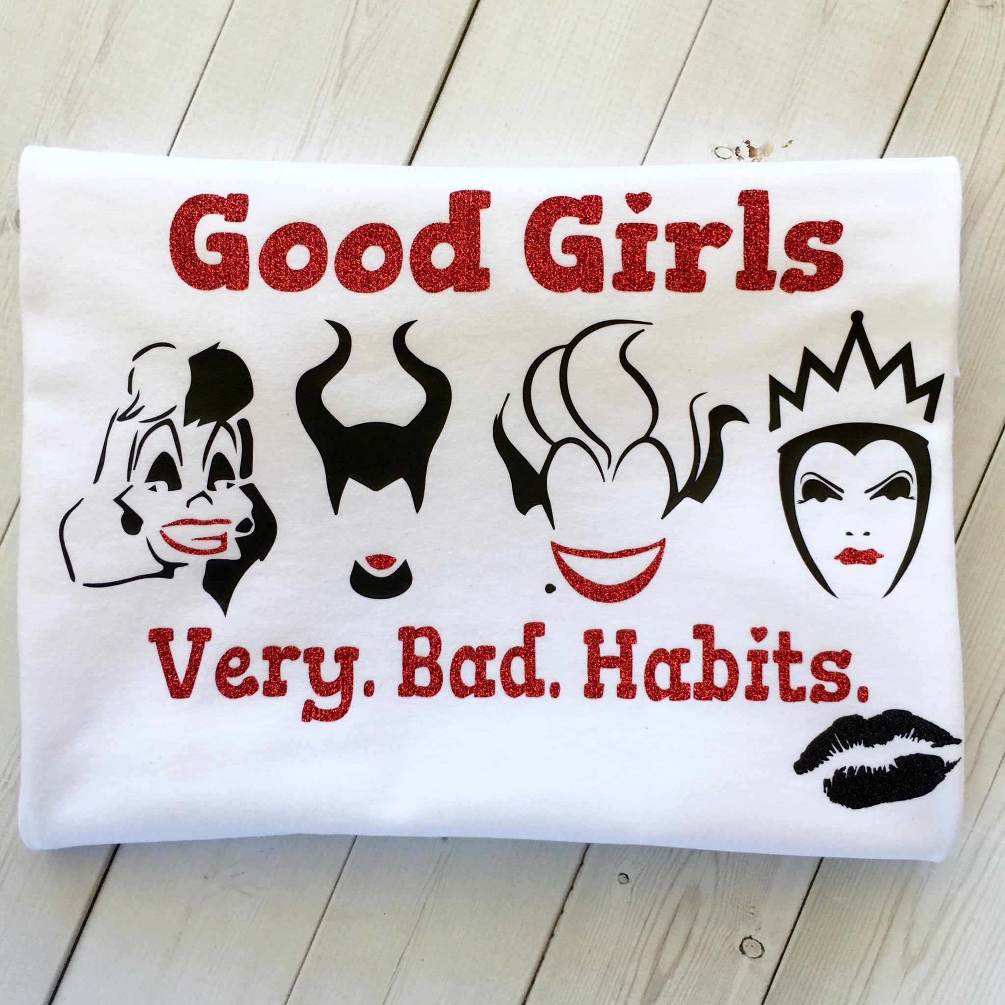 Good Girls MOM SHIRT Only