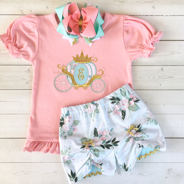 Gorgeous princess outfit for girls, toddlers and babies. Detailed princess carriage topped with a Gold crown, custom with first initial.  Floral peek a boo shorts are perfection!