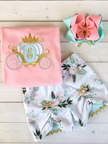 Gorgeous princess outfit for girls, toddlers and babies. Detailed princess carriage topped with a Gold crown, custom with first initial. Floral peek a boo shorts are perfection!