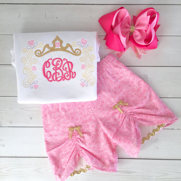 Sleepy Princess Embroidered Frame Peek-a-Boo Shortie Set™