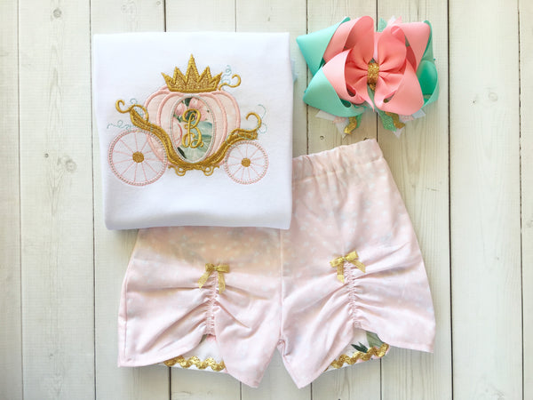 Gorgeous princess outfit for girls, toddlers and babies. Cinderella -like carriage done in pink petals, topped with gold glitter crown. Floral peek a boo shorts are perfection!