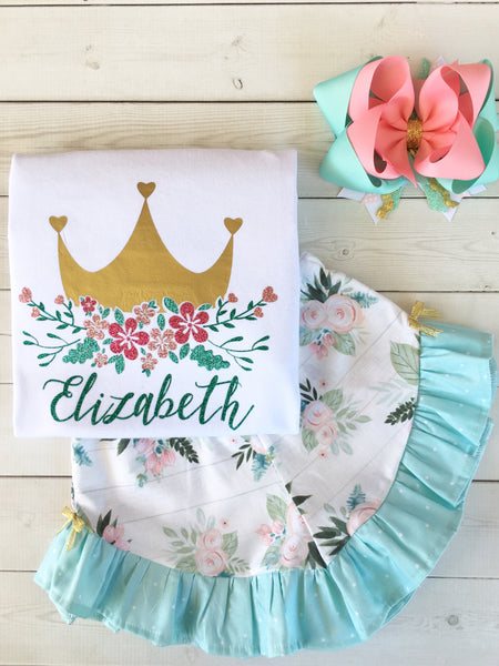 Gorgeous princess outfit for girls, toddlers and babies. Gold crown covered in glitter pink flowers customized with full name. Ruffled floral shorts are perfection!